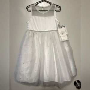Brand New White Pearl Formal Dress. Size 5 for girls.